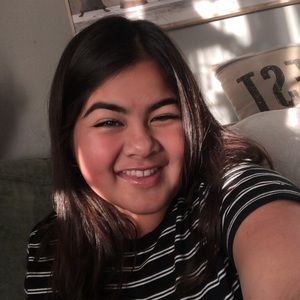 Meet your Posher, Bella